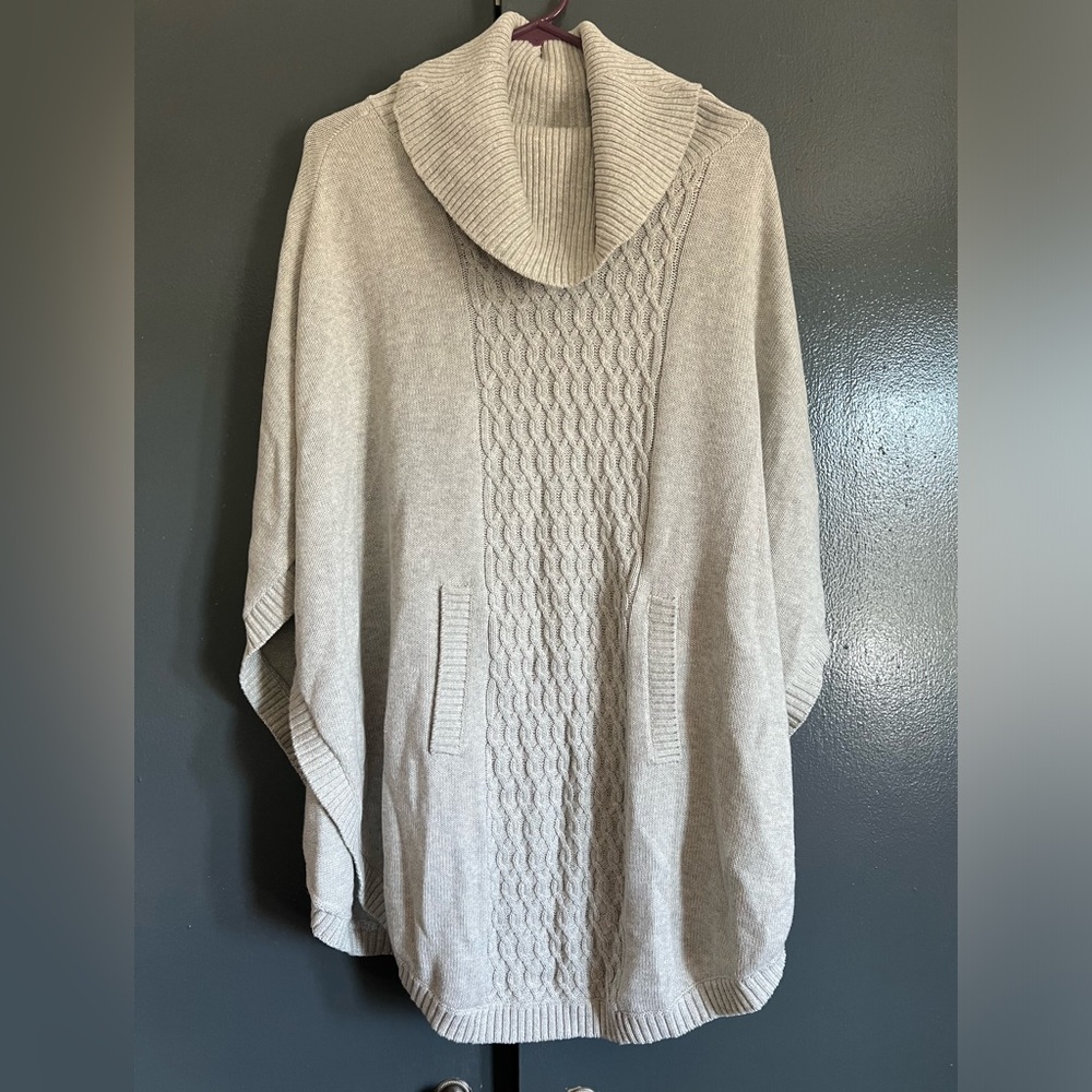 The brand is Cabi, the size is small, and the color is grey